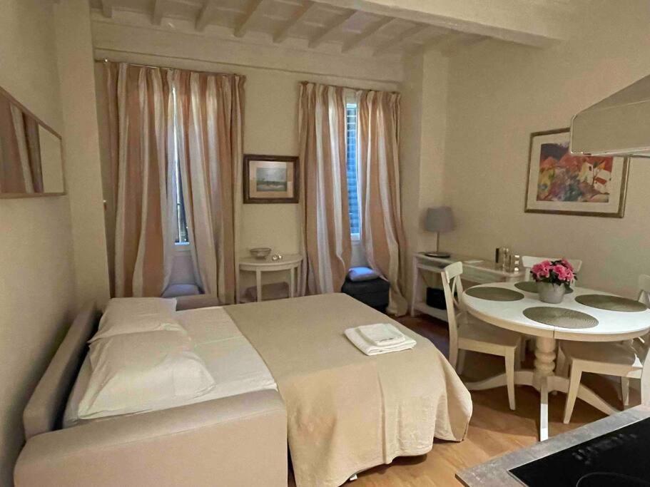 Cozy Santa Maria Novella Uffizi Duomo 2Beds-2Baths Lejlighed Firenze Eksteriør billede